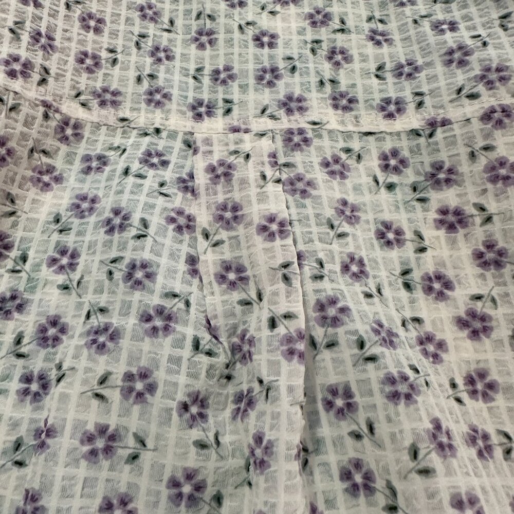 Listiel Long Sleeve Wome's Button Down Oversized Top with Lavender Flowers Sz S - Picture 8 of 8